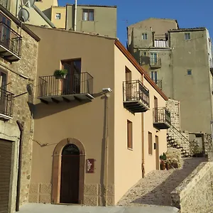 Guest house Porta Baciamano, Geraci Siculo